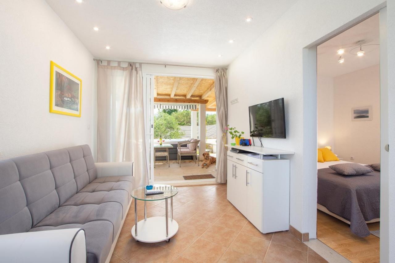 Vila Lila Mali Drvenik Exterior foto